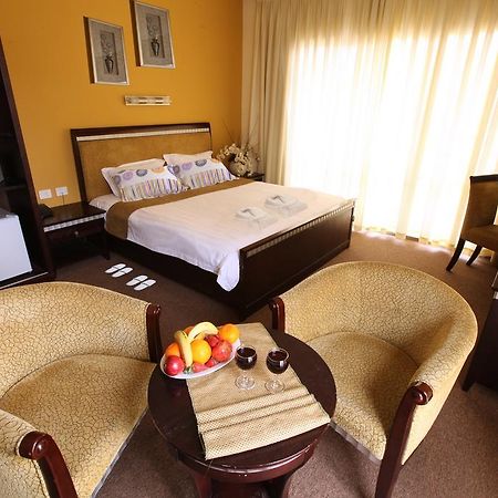 Holy Family Hotel Вифлеем Экстерьер фото