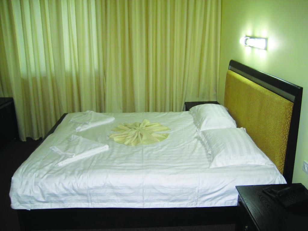 Holy Family Hotel Вифлеем Экстерьер фото