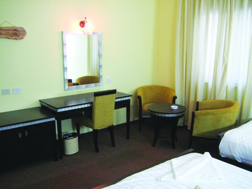 Holy Family Hotel Вифлеем Экстерьер фото
