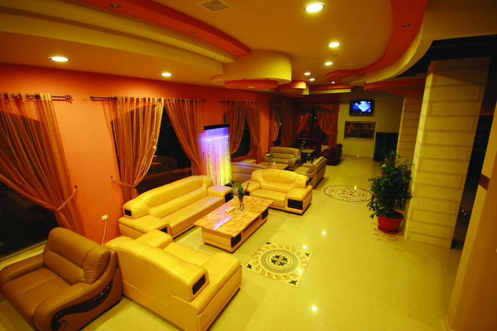 Holy Family Hotel Вифлеем Экстерьер фото
