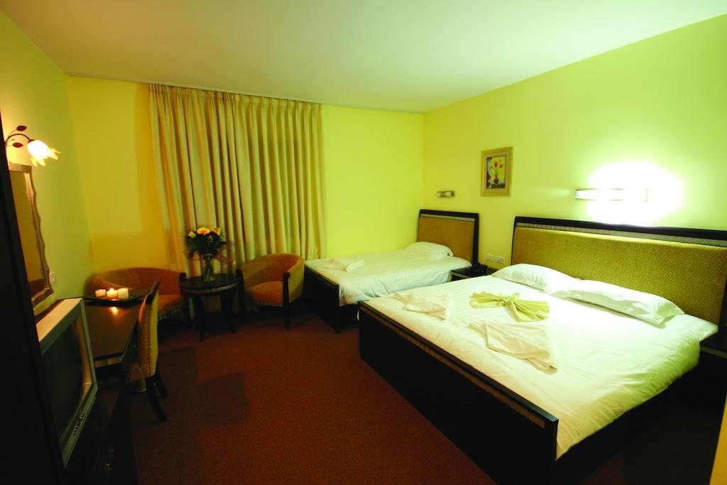 Holy Family Hotel Вифлеем Экстерьер фото