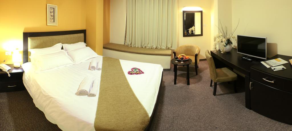 Holy Family Hotel Вифлеем Экстерьер фото