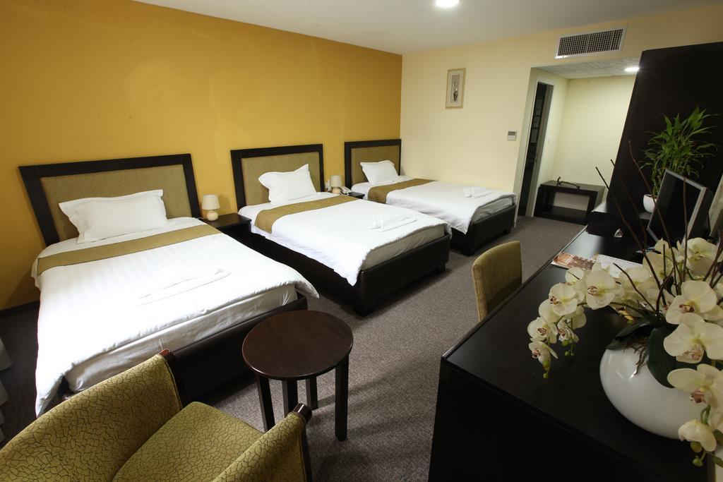 Holy Family Hotel Вифлеем Экстерьер фото